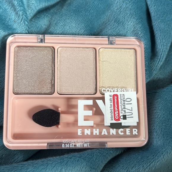 CoverGirl Eye Enhancer Eyeshadow Palette - Neutral Shades 2 pack - Picture 2 of 5